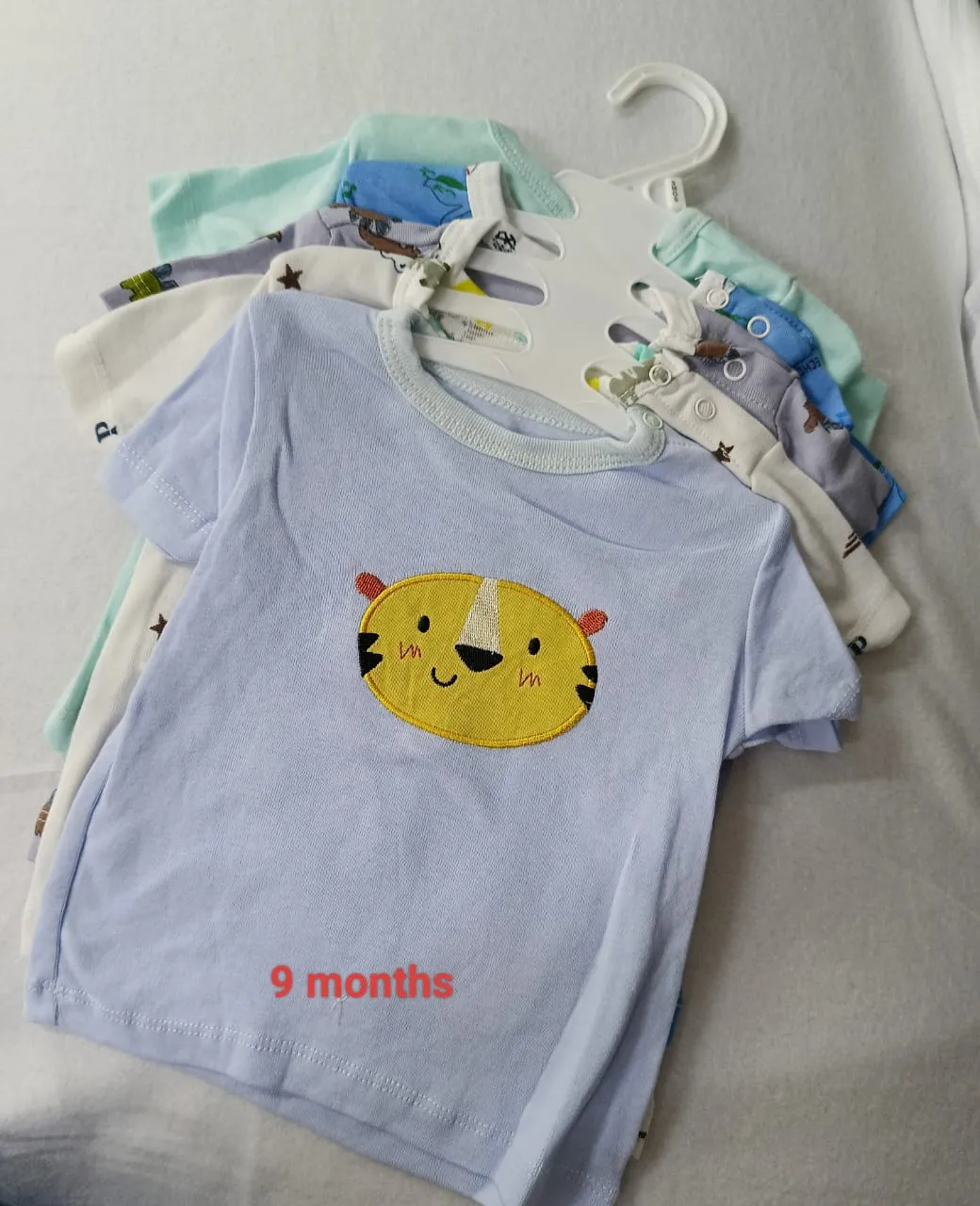 5 - Baby T-shirt Set : 9 Months