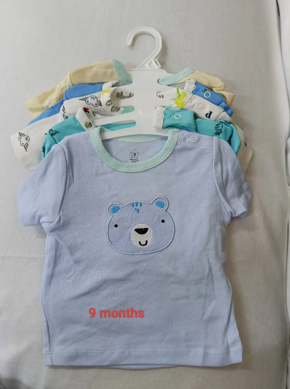5 - Baby T-shirt Set : 9 Months
