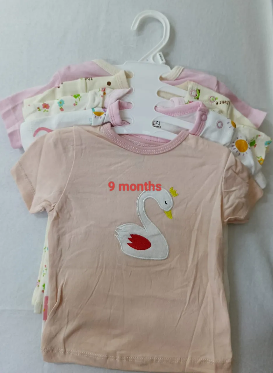5 - Baby T-shirt Set : 9 Months