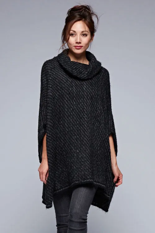 ARIA TURTLENECK PONCHO
