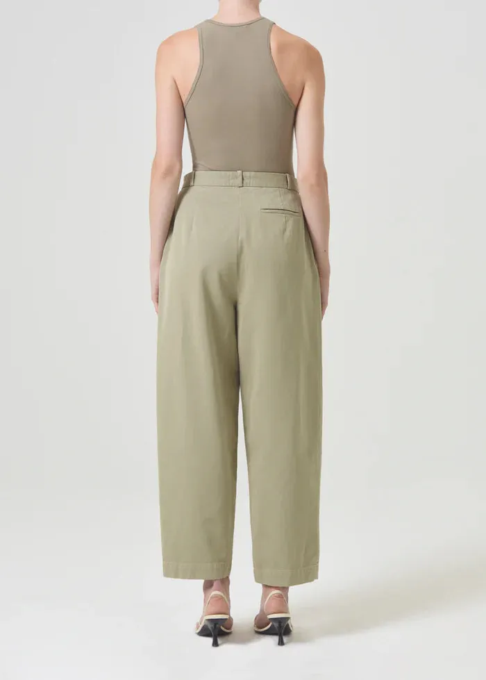 Becker Chino in Dill | Agolde