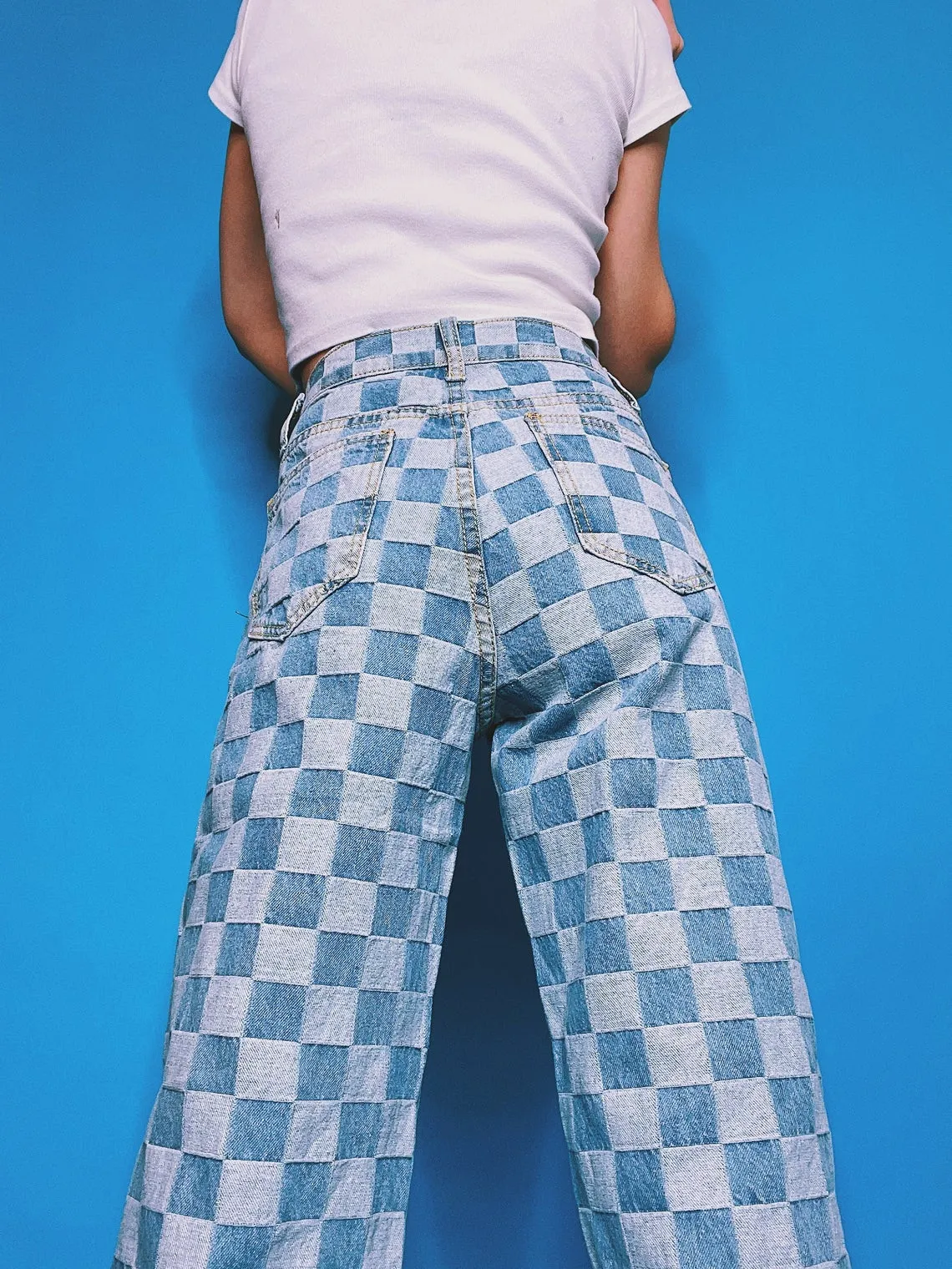 CHECKER BLUE WASH JEANS