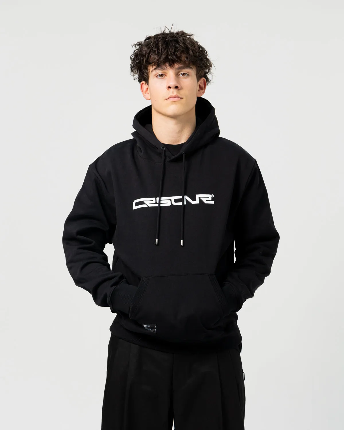 CROSSOVER x mo'des "Studio 4" Pullover Hoodie | Black