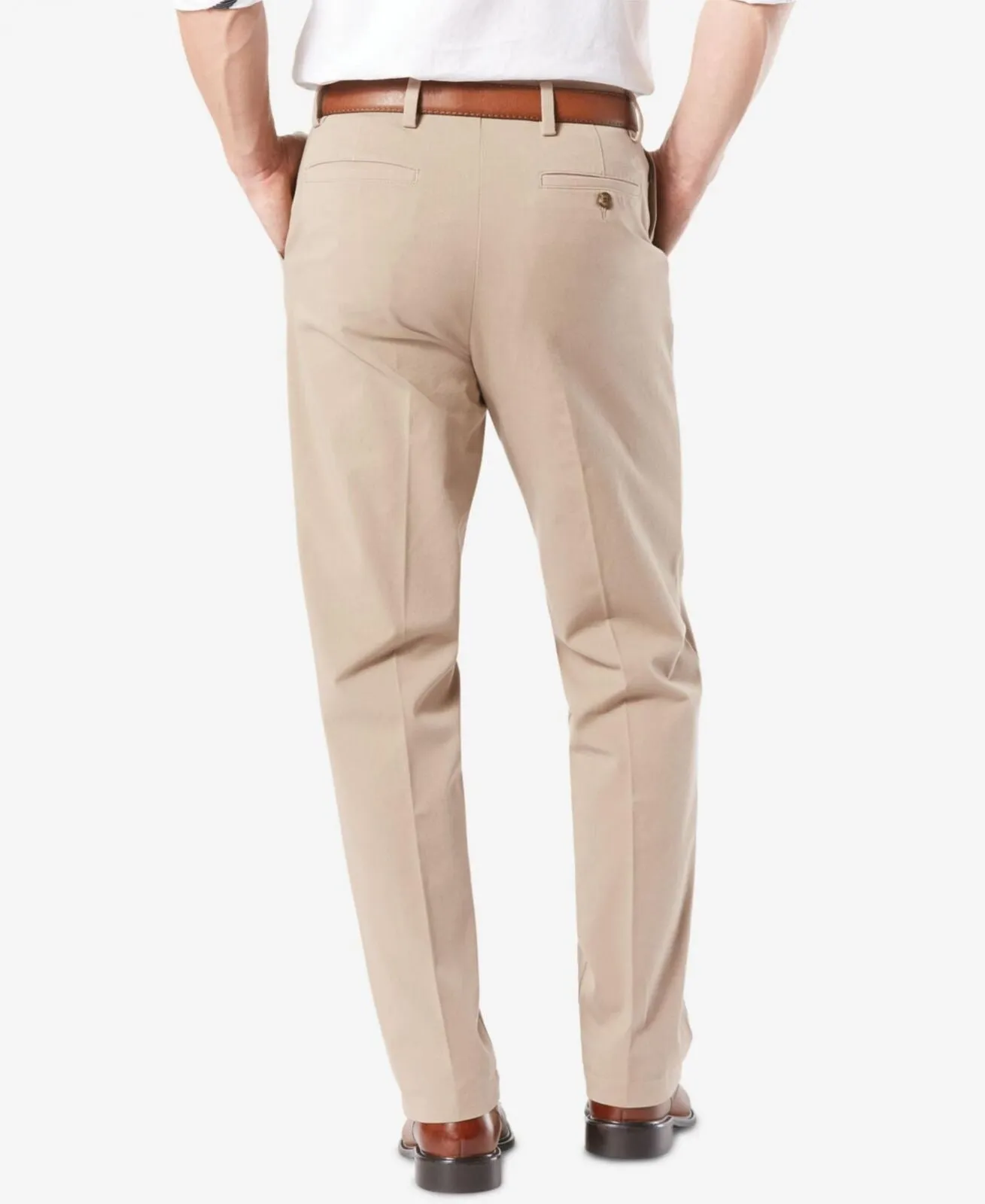 Dockers Men's Workday Smart 360 Flex Classic Fit Khaki Stretch Pants 399830001