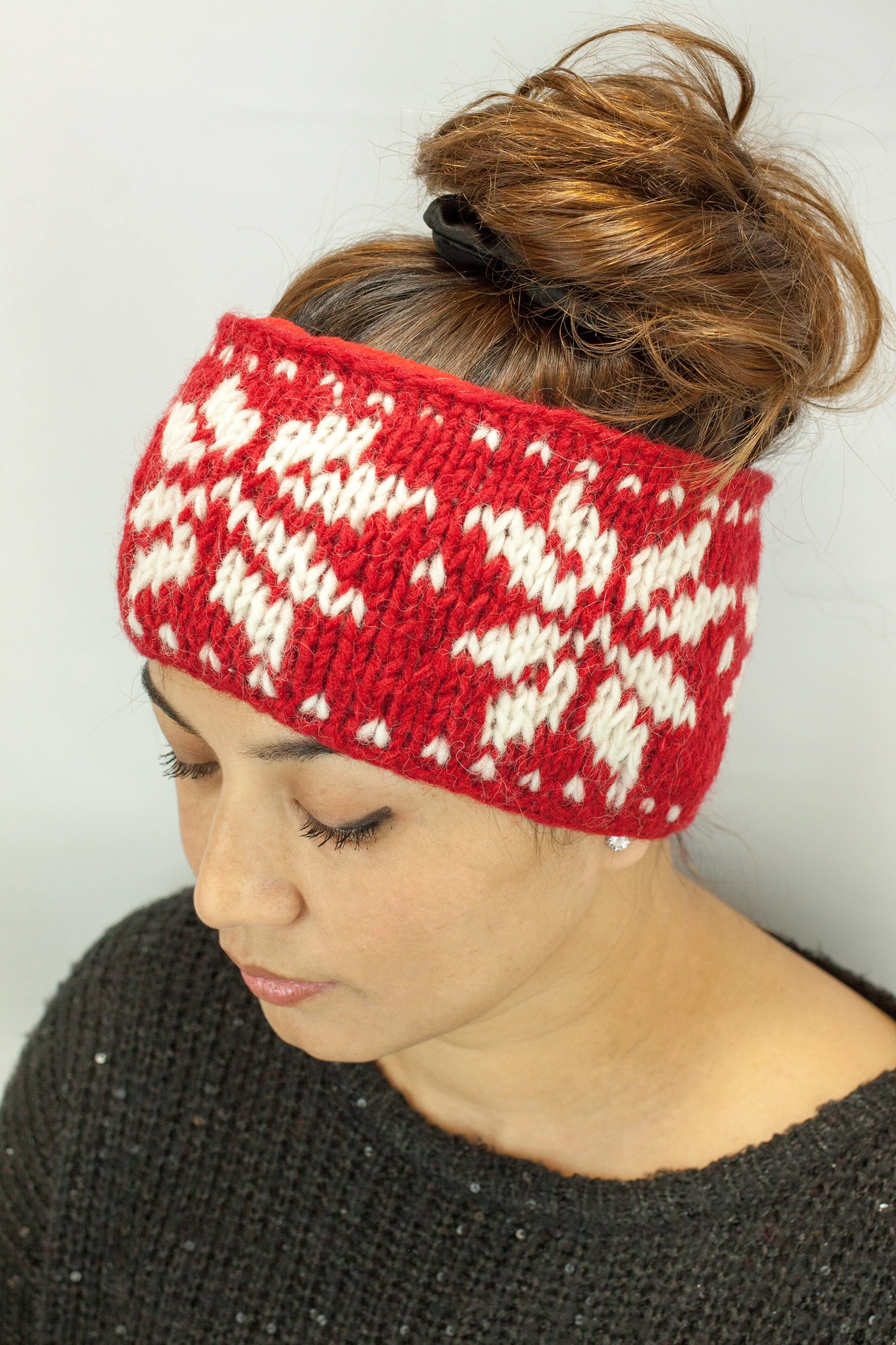 Hand knitted woolen headband with soft fleece liner - unisex