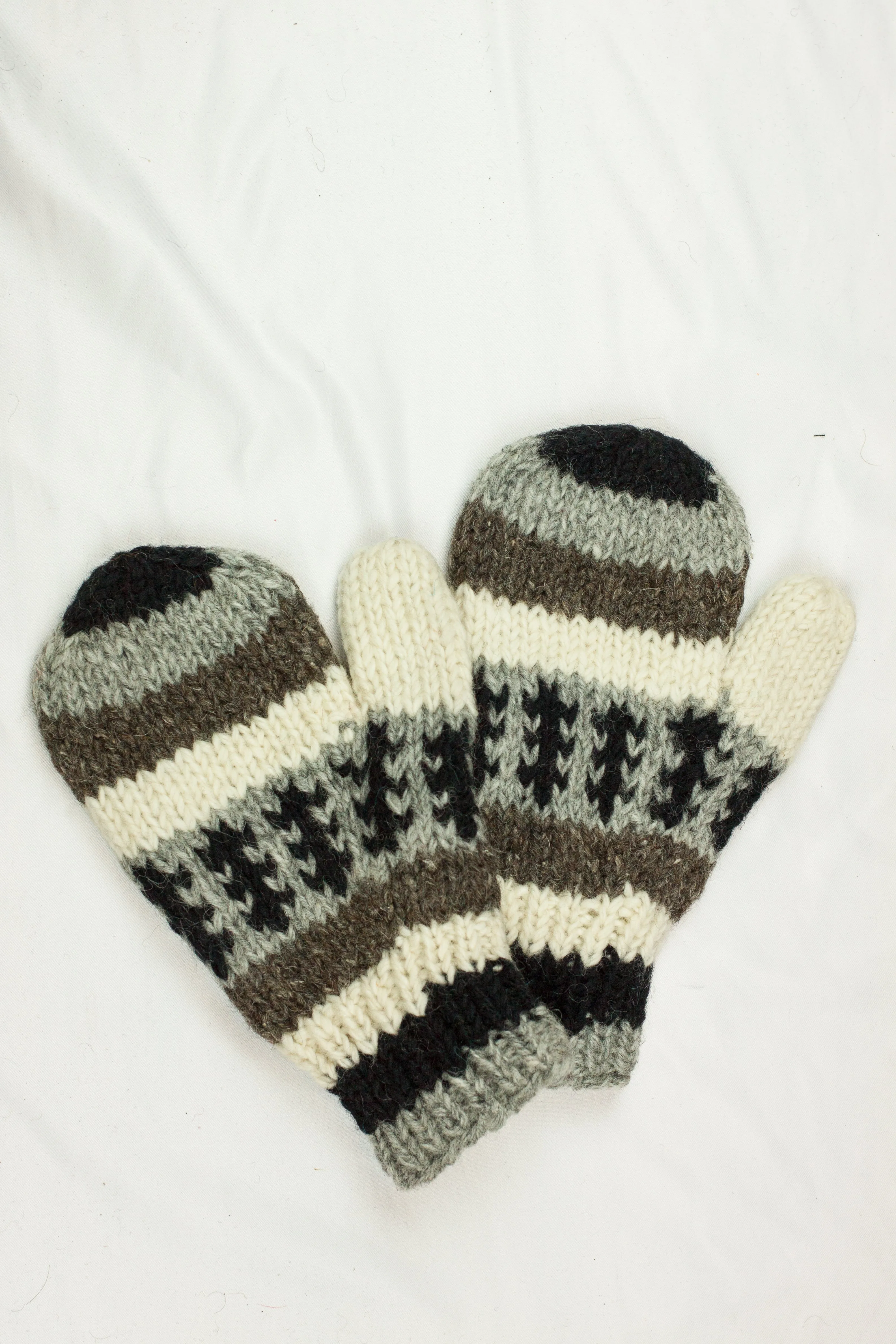 Hand knitted woolen mitten with soft fleece liner - unisex