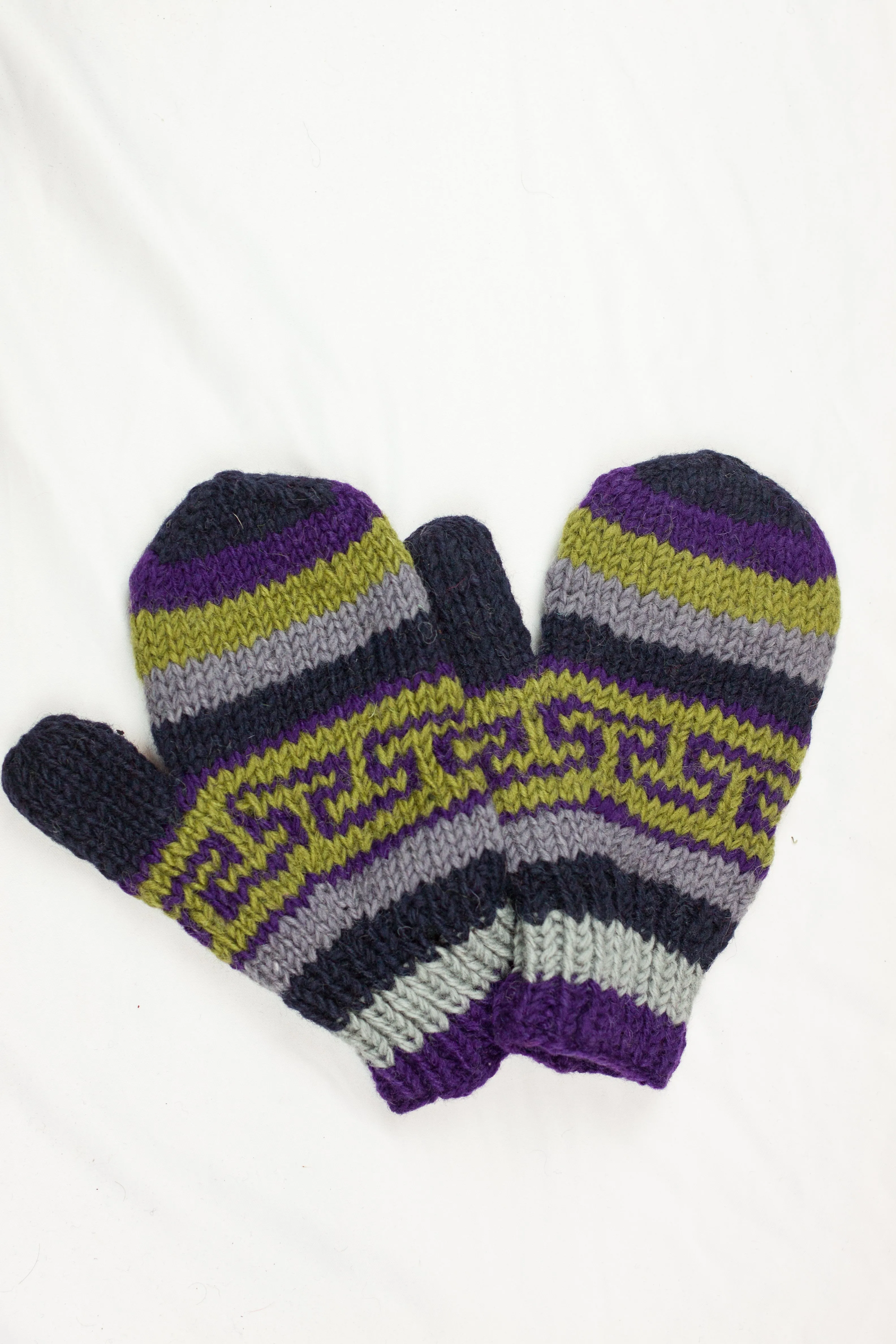 Hand knitted woolen mitten with soft fleece liner - unisex