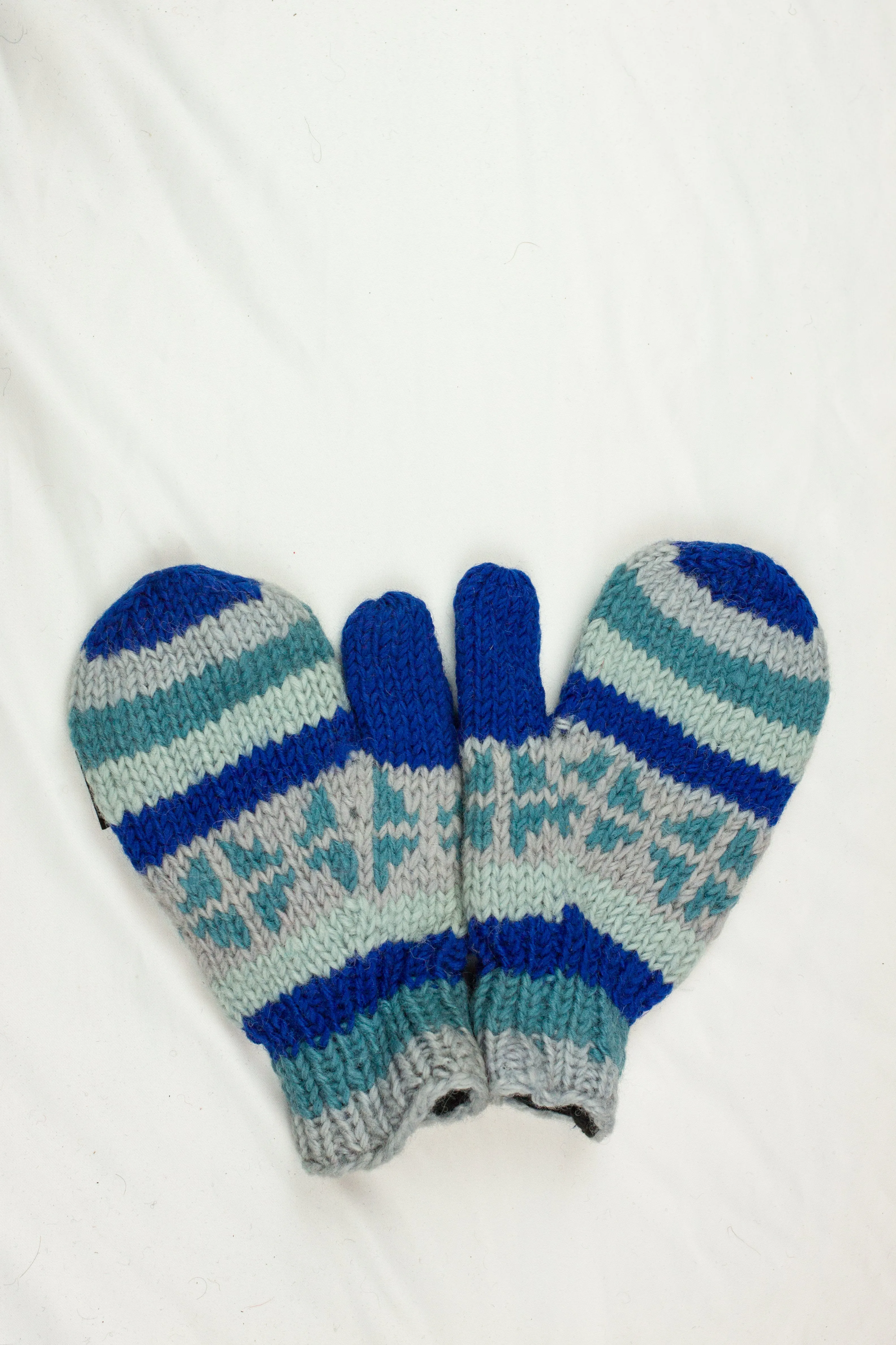 Hand knitted woolen mitten with soft fleece liner - unisex
