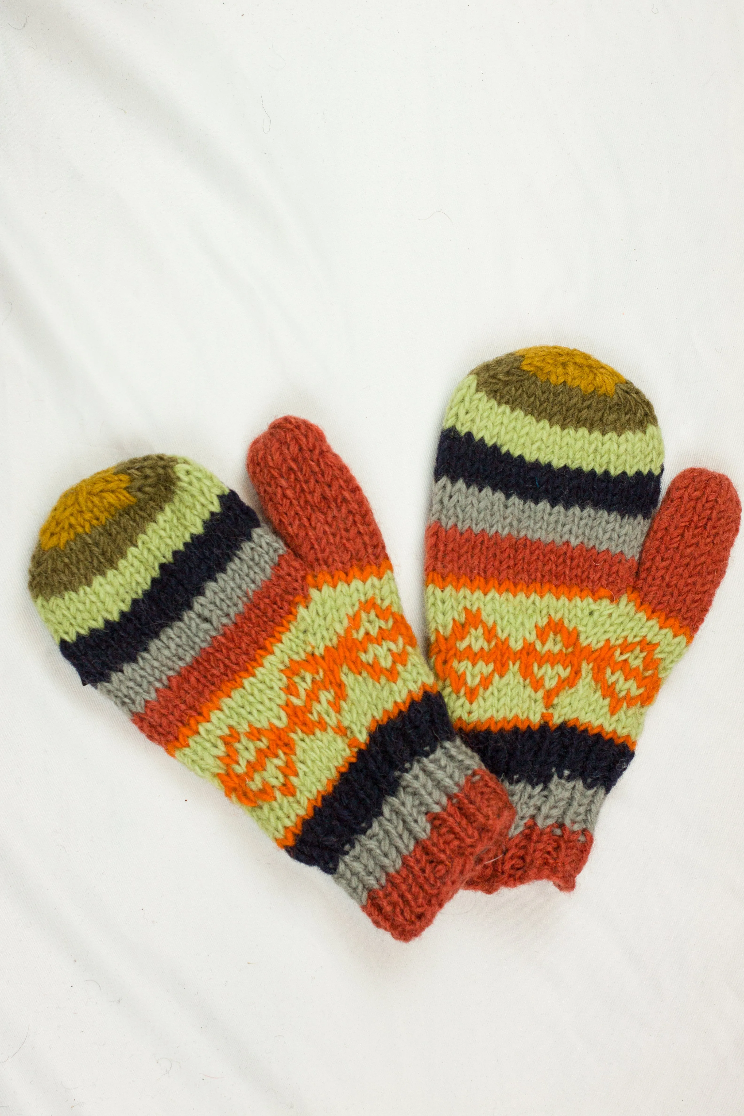 Hand knitted woolen mitten with soft fleece liner - unisex