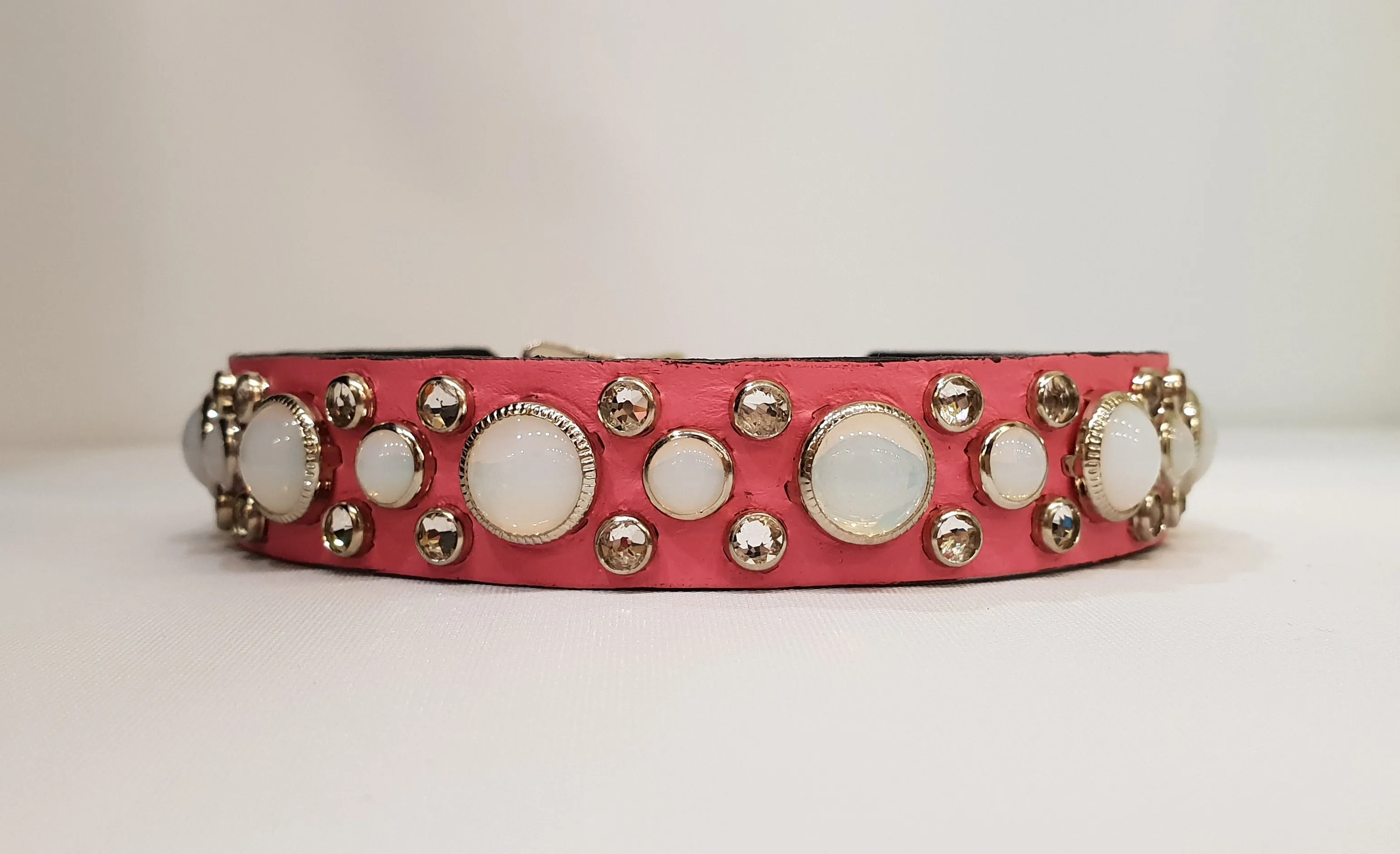 HB 3/4" Collar - Pink Leather / White Stones & Clear Crystals