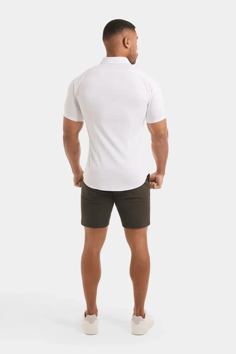 Muscle Fit Chino Shorts in Khaki