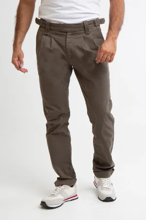 Pantalón Pinzas con Correas Khaki