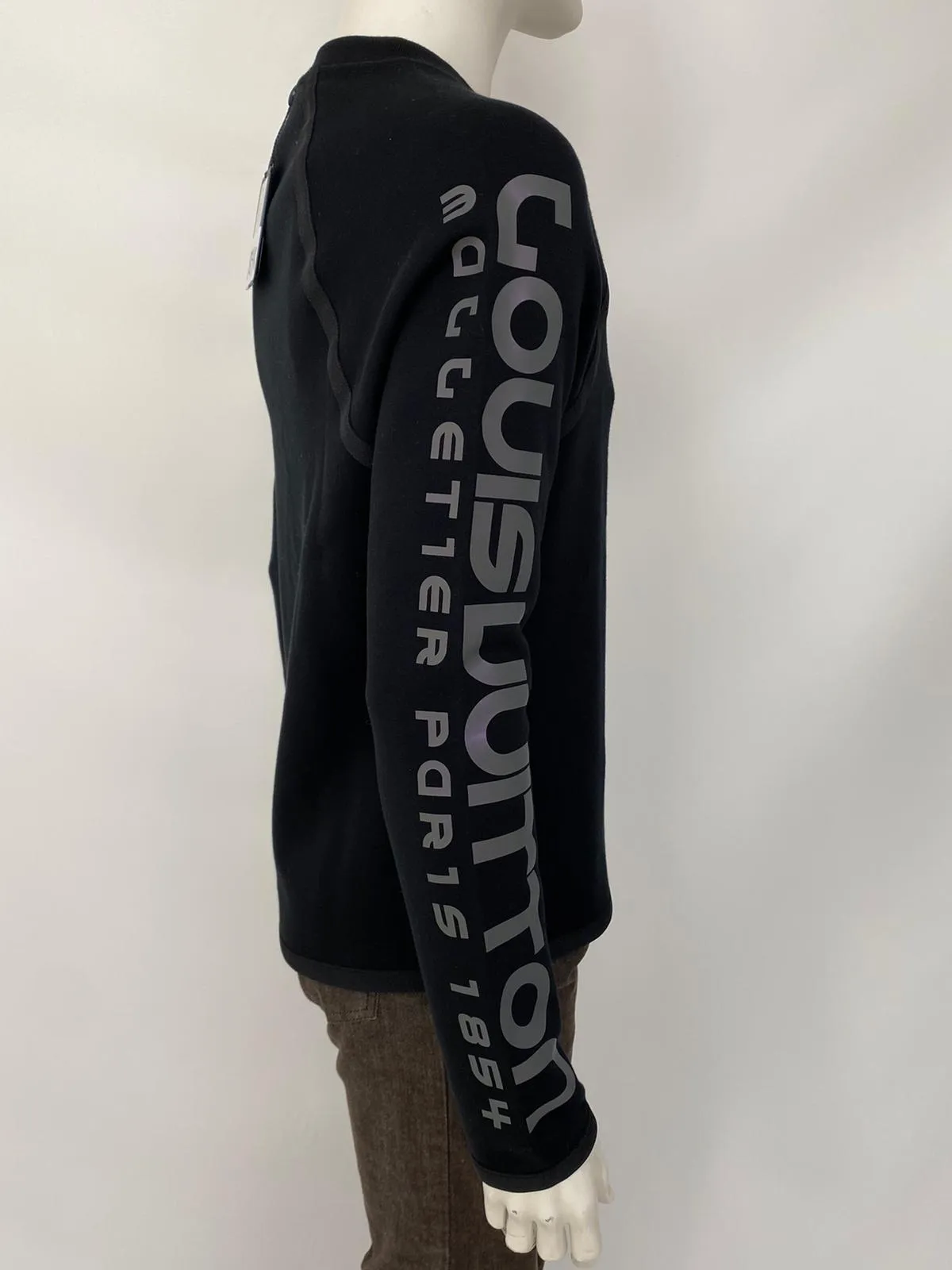 Scuba Style Sweater With Reflective Print