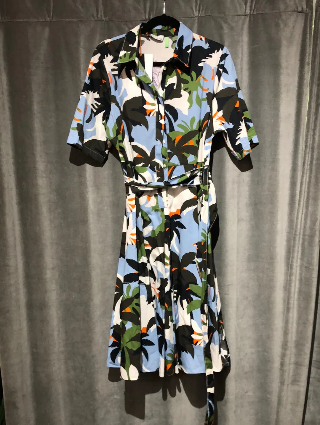 SFIZIO Multicolor Patterned Short Sleeve 1/2 Button Midi Dress