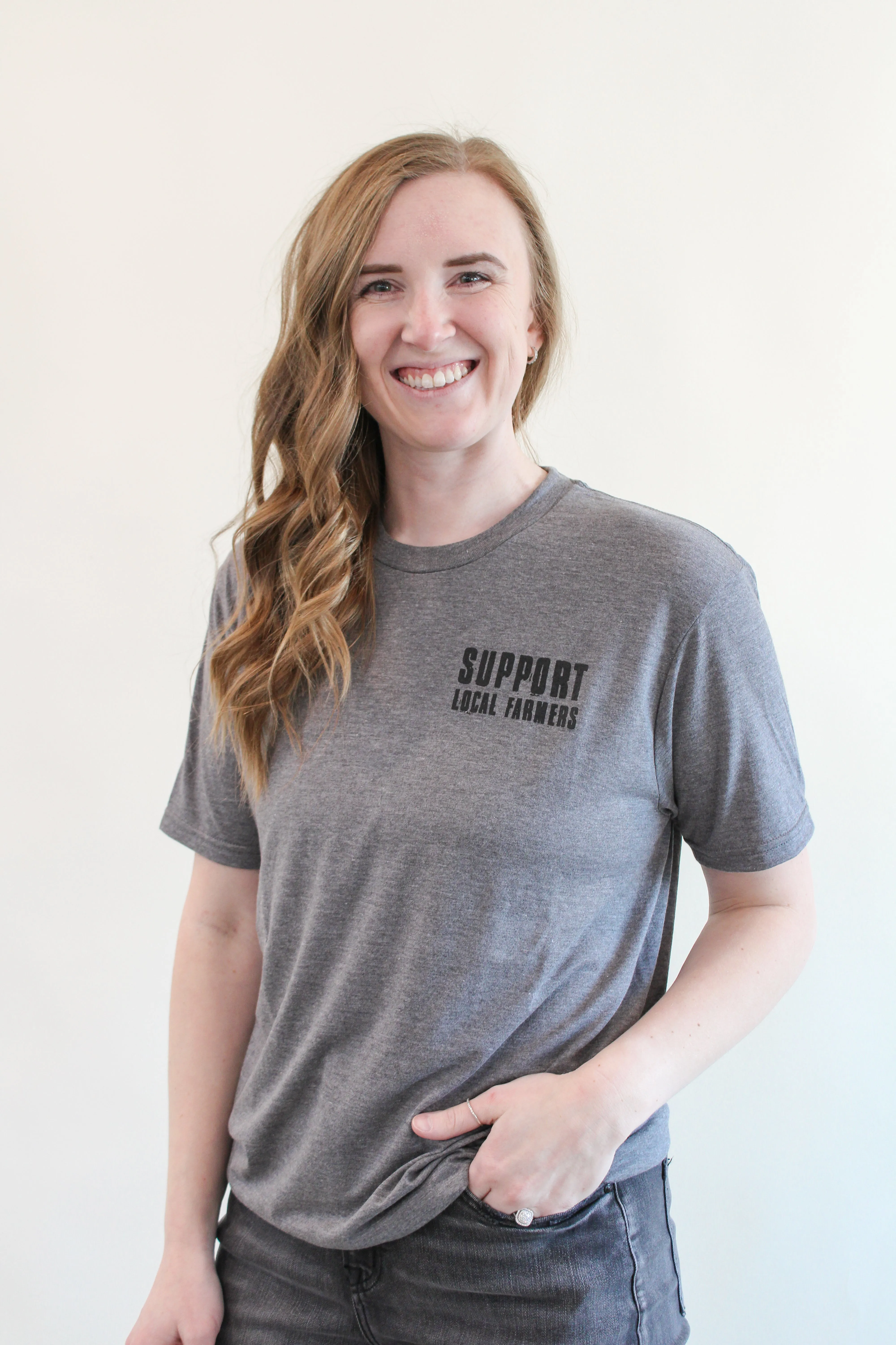 SUPPORT LOCAL FARMERS GRAPHIC TEE