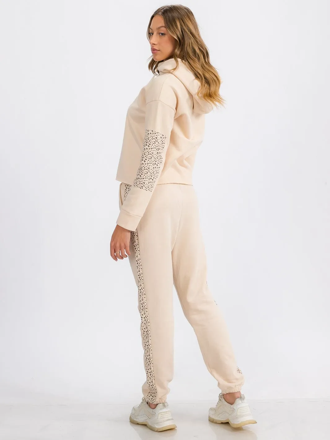WOMEN'S LONG SLEEVE RAW EDGE HOODED PULLOVER SWEATER