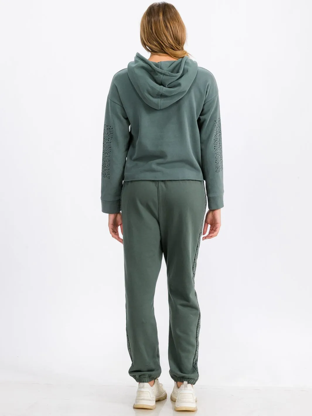 WOMEN'S LONG SLEEVE RAW EDGE HOODED PULLOVER SWEATER
